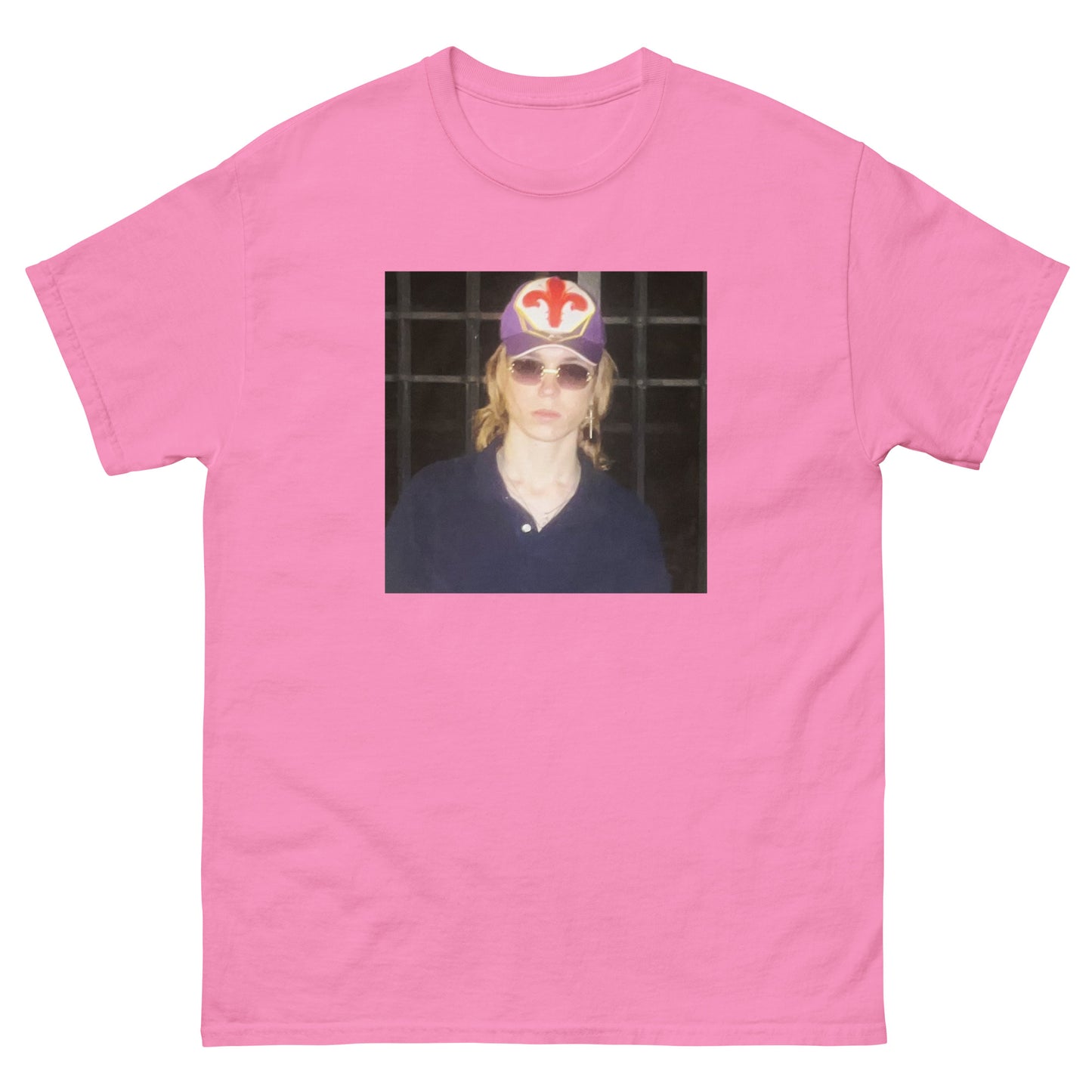 2hollis pic shirt