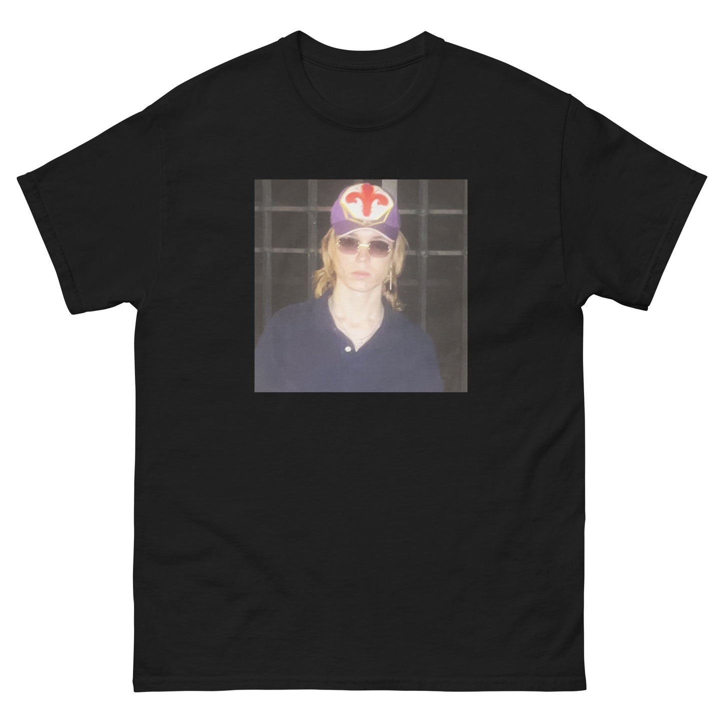 2hollis pic shirt