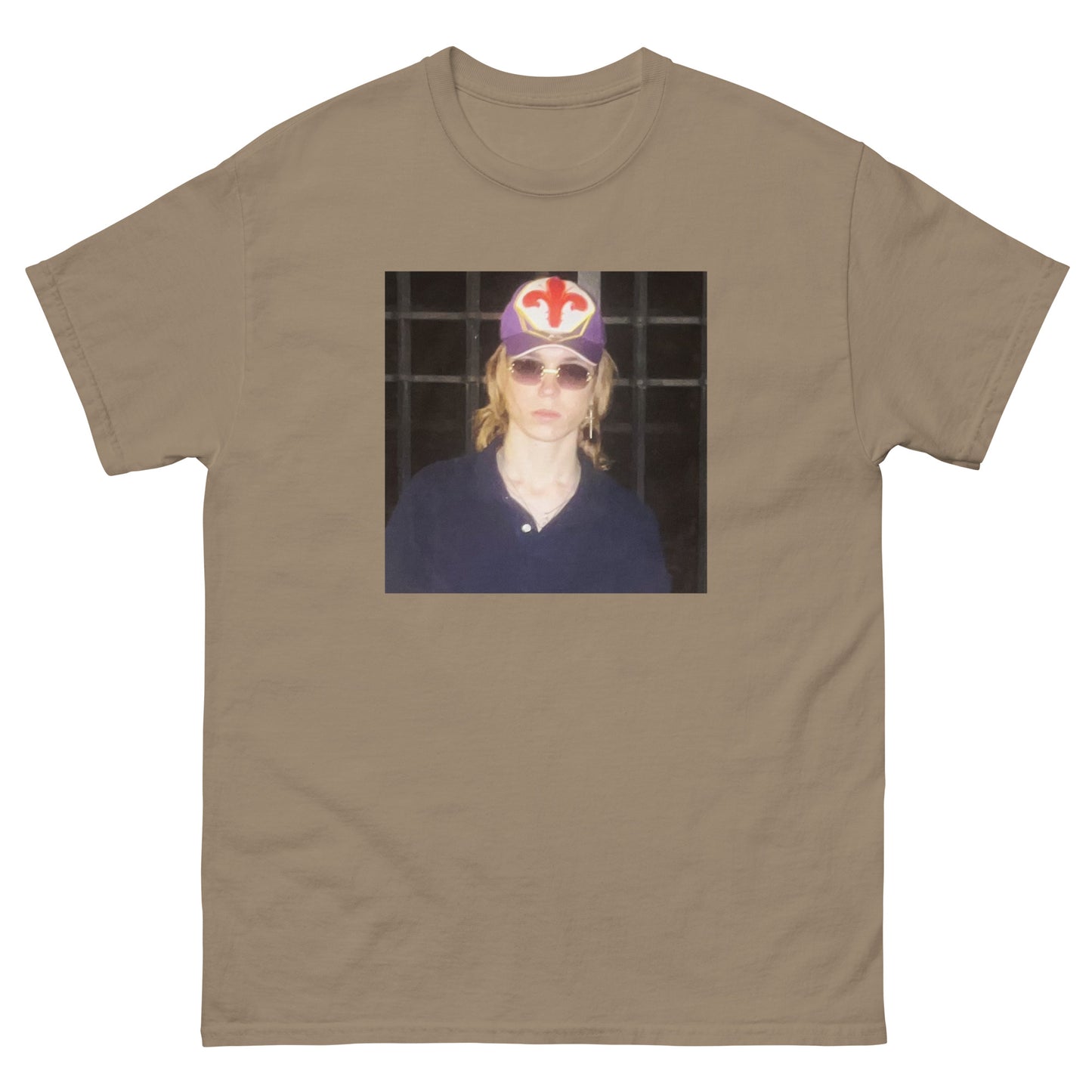 2hollis pic shirt