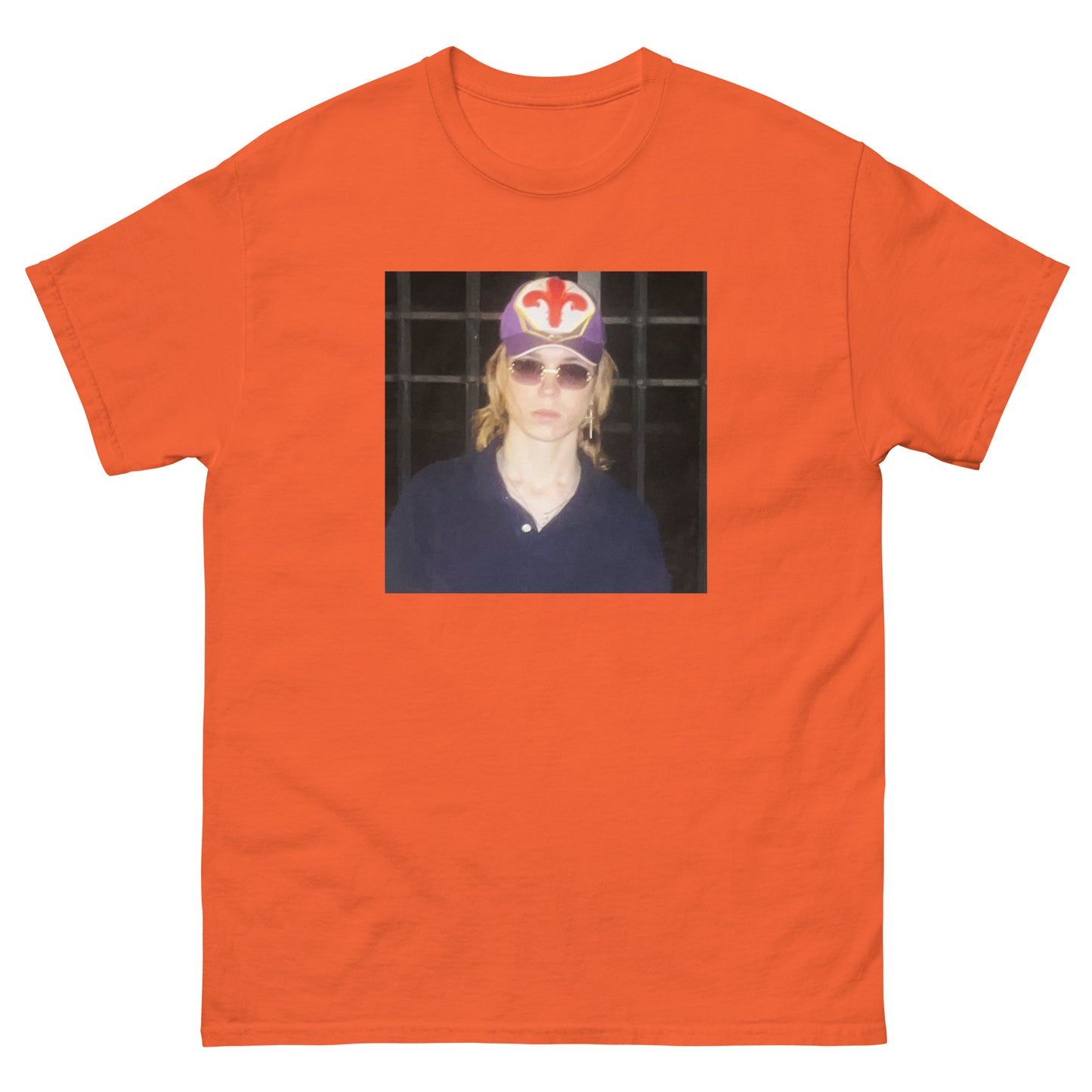 2hollis pic shirt