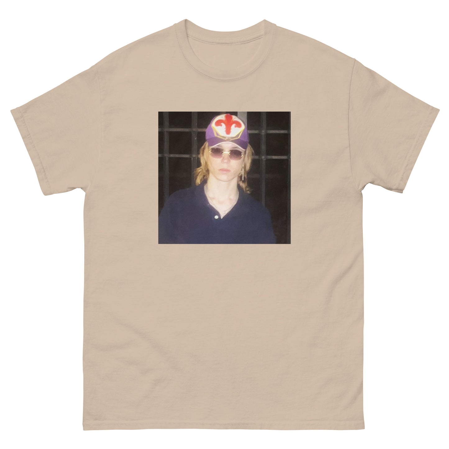 2hollis pic shirt