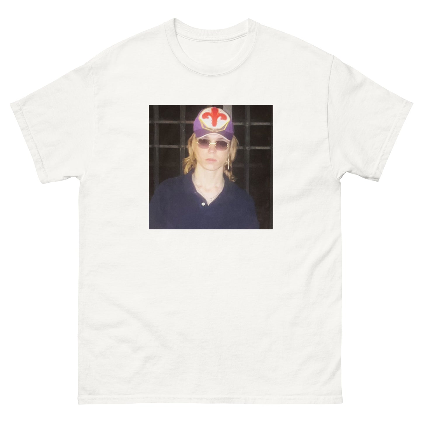 2hollis pic shirt